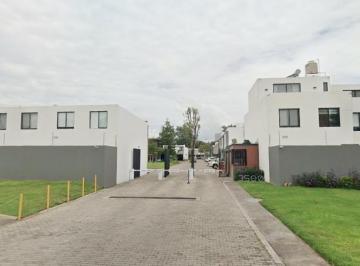 Casa en condominio de 3 habitaciones, Zapopan · Excelente Casa en Nova Portalia Paseos del Sol en Remate