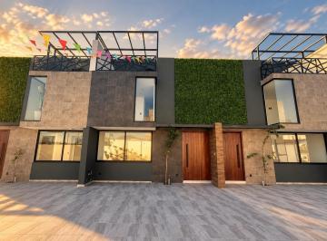 Casa · 170m² · 3 Recámaras · 2 Estacionamientos · Casa en Venta con 3 Recamaras en San Pedro Cholula Puebla.