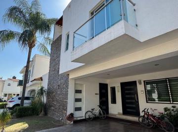 Casa en condominio de 3 habitaciones, Zapopan · Residencial Virreyes, Zapopan