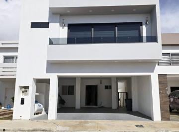 Casa de 4 habitaciones, Tijuana · Casa en Venta en San Marino, Tijuana