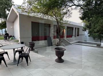 Quinta · 2000m² · 2 Recámaras · Quinta en Los Sabinos