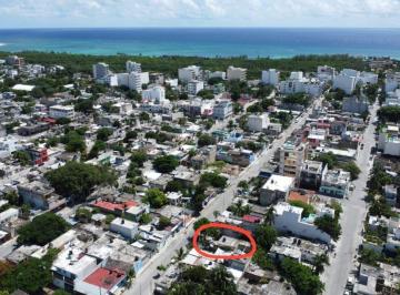 Terreno / Lote · 50m² · 2 Recámaras · 2 Estacionamientos · Terreno en Venta en El Centro de Playa del Carmen