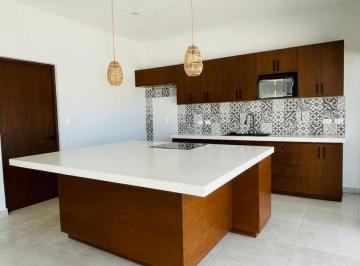 f4625e441b41a4d11e13f18e828fce22020538423f6e1720a8b68880506e0462 · Casa en Venta en Mérida, Vía Costela, Sisal, Yucatán