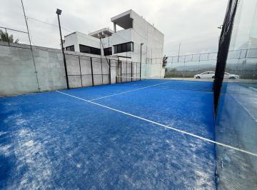 Terreno / Lote · 830m² · Terreno en Renta con Canchas de Padel en El Yerbaniz