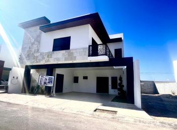 Casa , Saltillo · Se Vende Casa Nueva, Al Norte de Saltillo en Rincón de Los Encinos