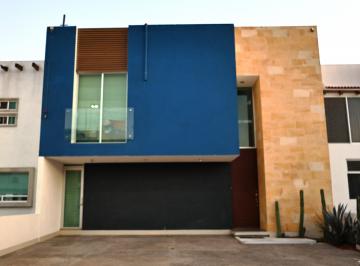Casa de 4 habitaciones, Querétaro · Oportunidad Casa en Venta El Refugio Querétaro.