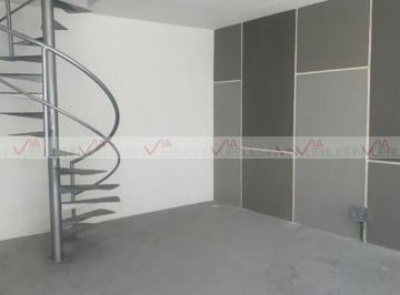 Nave industrial · 300m² · 4 Estacionamientos · Nave Industrial en Venta en Zapata