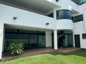 ba62ea073e581258efe4fc1bbb446c6cc48c61ce5e0fdbbdadf7e0c8ab4f838b · Bella Casa en Venta en Fraccionamiento Paseos del Bosque