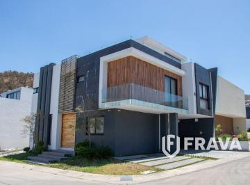 Casa de 4 habitaciones, Zapopan · Venta de Casa en Los Robles Coto Encinos