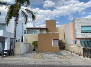 Casa de 4 habitaciones, Querétaro · Oportunidad Cumbres del Lago Juriquilla