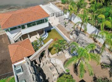 Casa de 4 habitaciones, Villa Corona · Casa en Venta en Villa Corona, Jalisco