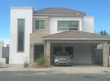 Casa de 3 habitaciones, Saltillo · Casa en Venta Al Norte de Saltillo en Fraccionamiento Cerrado Las Canteras