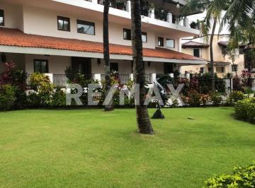 Departamento · 224m² · 3 Recámaras · 2 Estacionamientos · Venta Condominio Villa Marina Vallarta Puerto Vallarta Alberca Seguridad 24/7 Vista Club de Golf - (