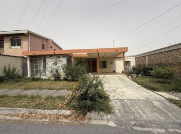 Casa de 3 habitaciones, Monterrey · Casa en Venta en Contry Monterrey