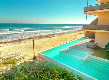 Departamento · 90m² · 1 Recámara · PH de 1 Recamara con Piscina Privada, en Bahia Soliman, Vista Mar Caribe.