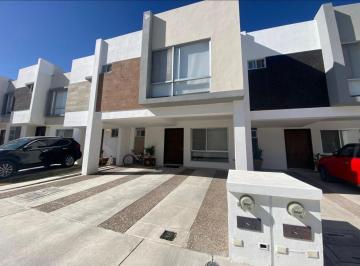 Casa de 3 habitaciones, El Marqués · Casa Modena en Venta en Zakia