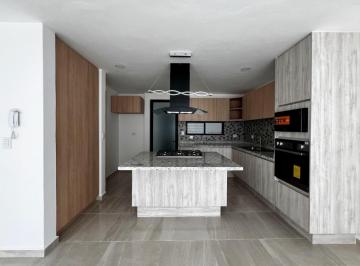 Casa · 187m² · 3 Recámaras · 2 Estacionamientos · Casa en Venta con Jardin y Roof Garden en Cuautlancingo con Amenidades: Gym, Salon y Alberca