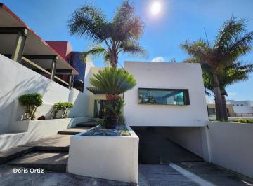 Casa de 4 habitaciones, Morelia · Casa en Venta en Lomas de Las Américas Sur