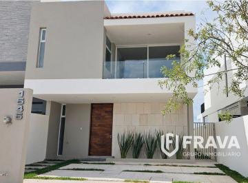 Casa de 2 habitaciones, Zapopan · Venta de Casa en Parques Vallarta