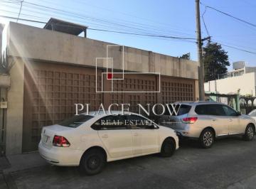 Casa · 240m² · 2 Recámaras · 2 Estacionamientos · Casa en Venta, Col. Ciudad Satelite Naucalpan