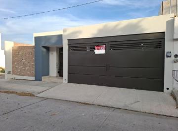 Casa de 2 habitaciones, León · Casa en Venta 1 Planta Gran Jardin Leon Guanajuato