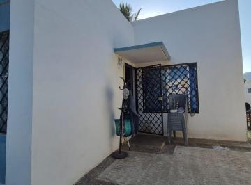 Casa · 64m² · 3 Recámaras · 1 Estacionamiento · Casa en Costa Dorada (Homex) Calle Diamante