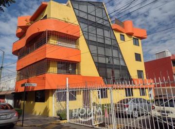 Departamento · 180m² · 3 Recámaras · 2 Estacionamientos · Departamento en Las Campanas con 3 Recámaras, Id:.