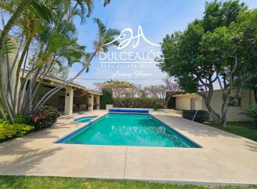 Casa de 5 habitaciones, Cuernavaca · Venta Casa Club de Golf Tabachines Frente Hoyo 7 y 8 Recs 5 2 Niveles Elevador