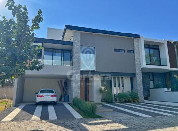 Casa de 4 habitaciones, Zapopan · Casa en Venta en Zona Real en Arauca Zapopan Jalisco