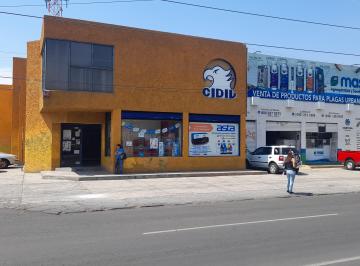 Local comercial , Querétaro · Local con Bodega Comercial Sobre Av