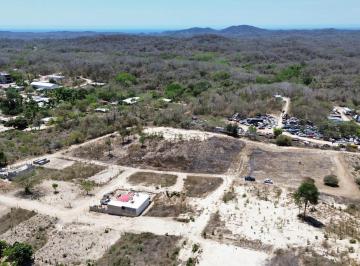Terreno / Lote · 200m² · Terreno en Venta
