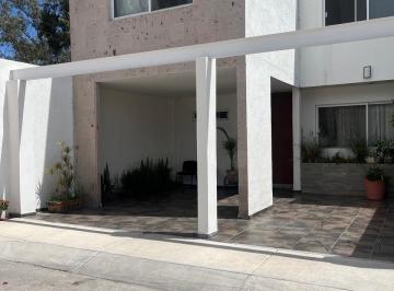 Casa de 4 habitaciones, Aguascalientes · Casa en Venta en Rancho Santa Monica Aguascalientes