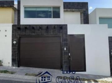 Casa · 140m² · 3 Recámaras · Casa en Venta en Privada Conde Santiago de La Laguna en Guadalupe, Zacatecas