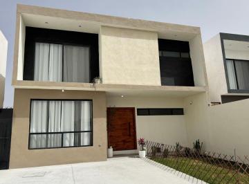 Casa de 3 habitaciones, Arteaga · Casa en Venta en Santa Elena II
