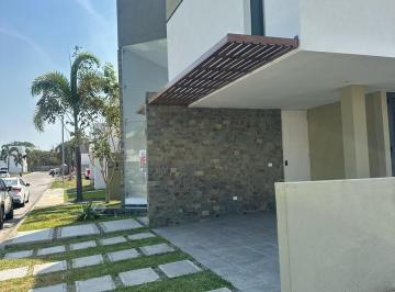 Casa · 351m² · 3 Recámaras · 2 Estacionamientos · Casa en Río del Dorado