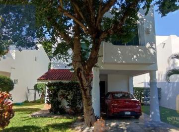 Casa · 3 Recámaras · Casa en Palma Real, Playacar