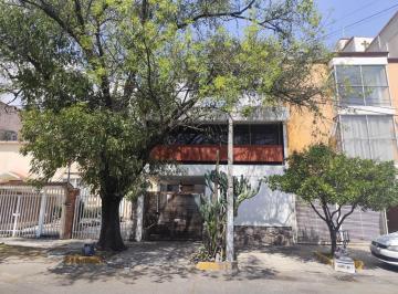 Casa de 3 habitaciones, Naucalpan de Juárez · Casa en Venta en Circunvalacion Poniente, Satélite, Naucalpan de Juárez