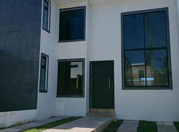 Casa · 180m² · 3 Recámaras · 2 Estacionamientos · Casa en Venta en Coatepec