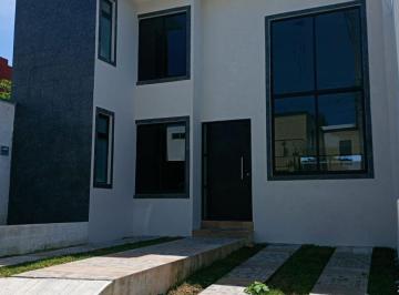 Casa 130m² Venta Campo Viejo · Casa en Venta en Zona de La Coca, Campo Viejo, Coatepec