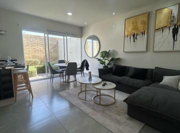 Casa · 100m² · 3 Recámaras · 2 Estacionamientos · Casa en Bosques de Santa Anita Albazur