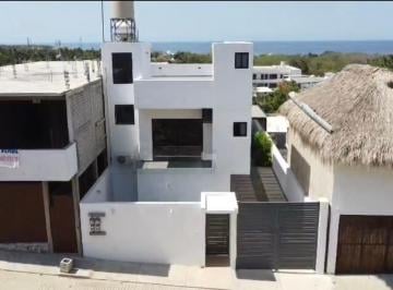 Casa de 3 habitaciones, Santa María Colotepec · Casa en Fraccionamiento Delfines Puerto Escondido