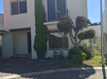 Casa de 3 habitaciones, Puebla · Bonita Casa en Renta en Fraccionamiento Atrás de La Recta
