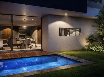 Casa de 4 habitaciones, Querétaro · Casa en Venta en Juriquilla, Alberca Propia, Jardín, 4 Recámaras Una en Pb.