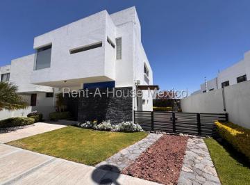 Casa de 3 habitaciones, Querétaro · Casa en Venta en Zibata con 3 Hab, Queretaro, Mexico.