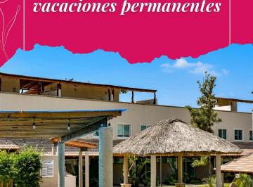 Casa en condominio de 3 habitaciones, Xochitepec · Casa 3 Recamaras con Roff Gardesn y Jacuzzi Alberca Climatizada Para Infonavit Recámara en Pb