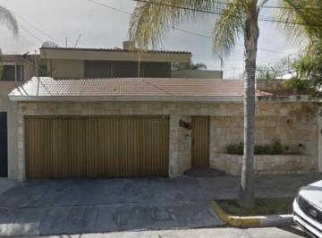 Casa de 3 habitaciones, Zapopan · Casa en Venta Jardines Universidad, Zapopan, Jalisco