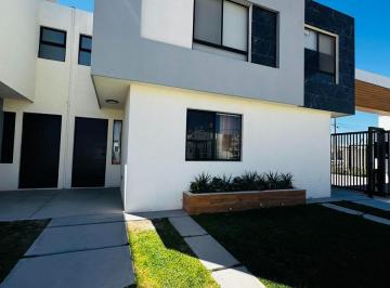 Casa · 82m² · 3 Recámaras · 1 Estacionamiento · Casa Fracc Solé