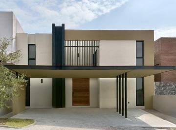 Casa en condominio · 370m² · 3 Recámaras · 3 Estacionamientos · Exclusivo Para Inversionistas, Percibe Renta Desde El Día 1.