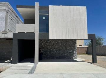 Casa de 3 habitaciones, Saltillo · Casa en Venta, Fraccionamiento Casa de Piedra