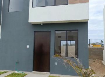 Casa · 68m² · 2 Recámaras · 1 Estacionamiento · Casa en Renta en Zona Industrial Querencia Residencial